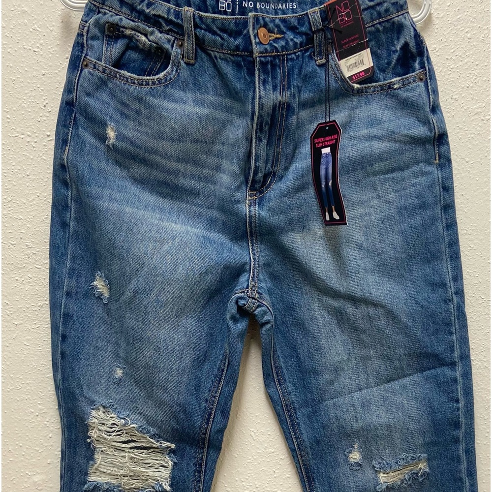 No Boundaries women’s (juniors)high-rise slim straight jeans brand new size 9